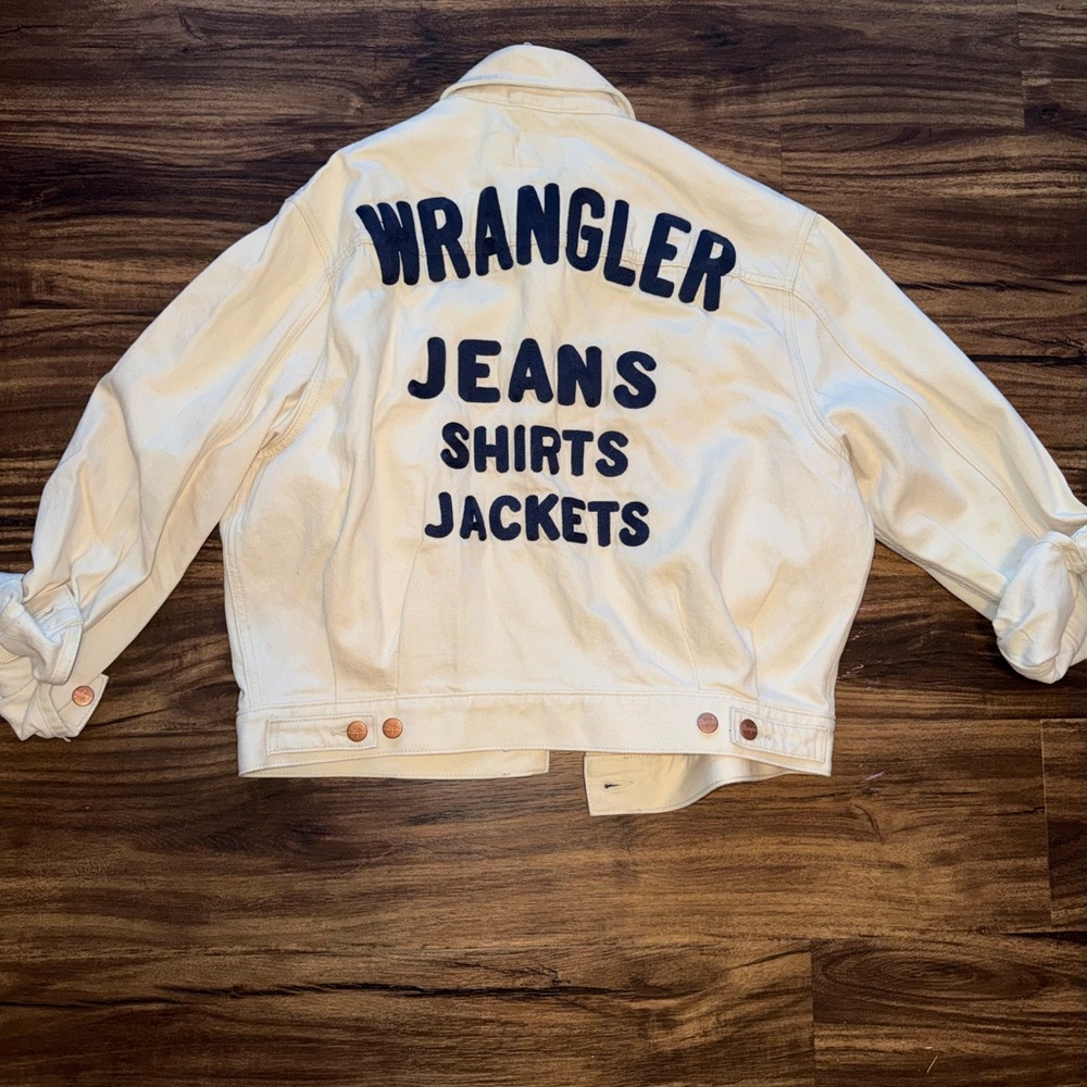 Wrangler Cream Denim Jacket with Navy Back Graphic